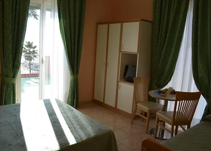 호텔 Moresco Marina dʼAndora