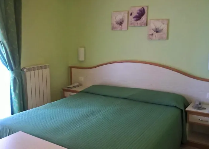 Отель Moresco Andora